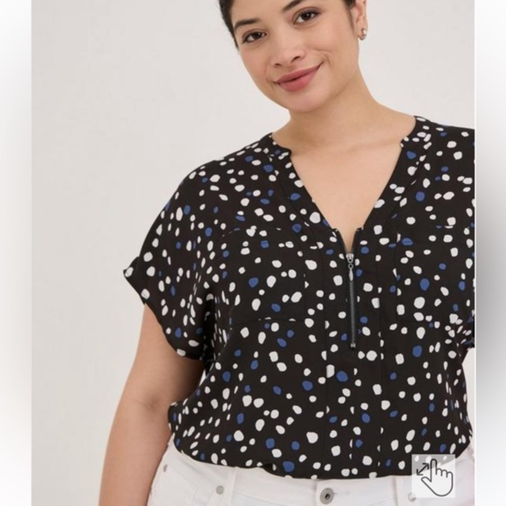 Torrid Cheetah Dot Black Short Sleeve Georgette Zip Front‎ Dolman Top Size 3/3X